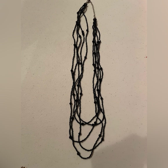 Beaded necklace - Picture 1 of 4